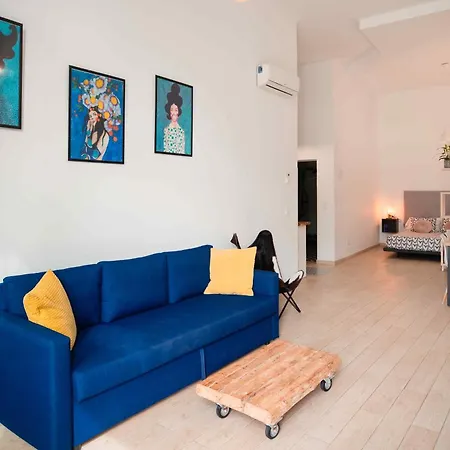 Apartman Vintage Duplex With Jacuzzi Málaga