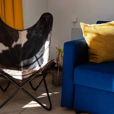Claveles By Lets Apartment Malaga
