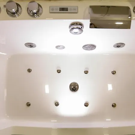 Vintage Duplex With Jacuzzi Apartamento Málaga