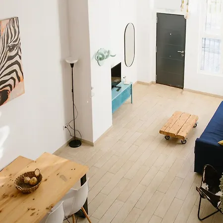 Apartmán Vintage Duplex With Jacuzzi