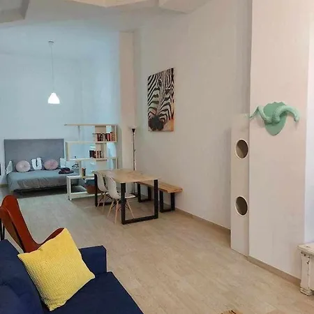 Apartment Vintage Duplex With Jacuzzi